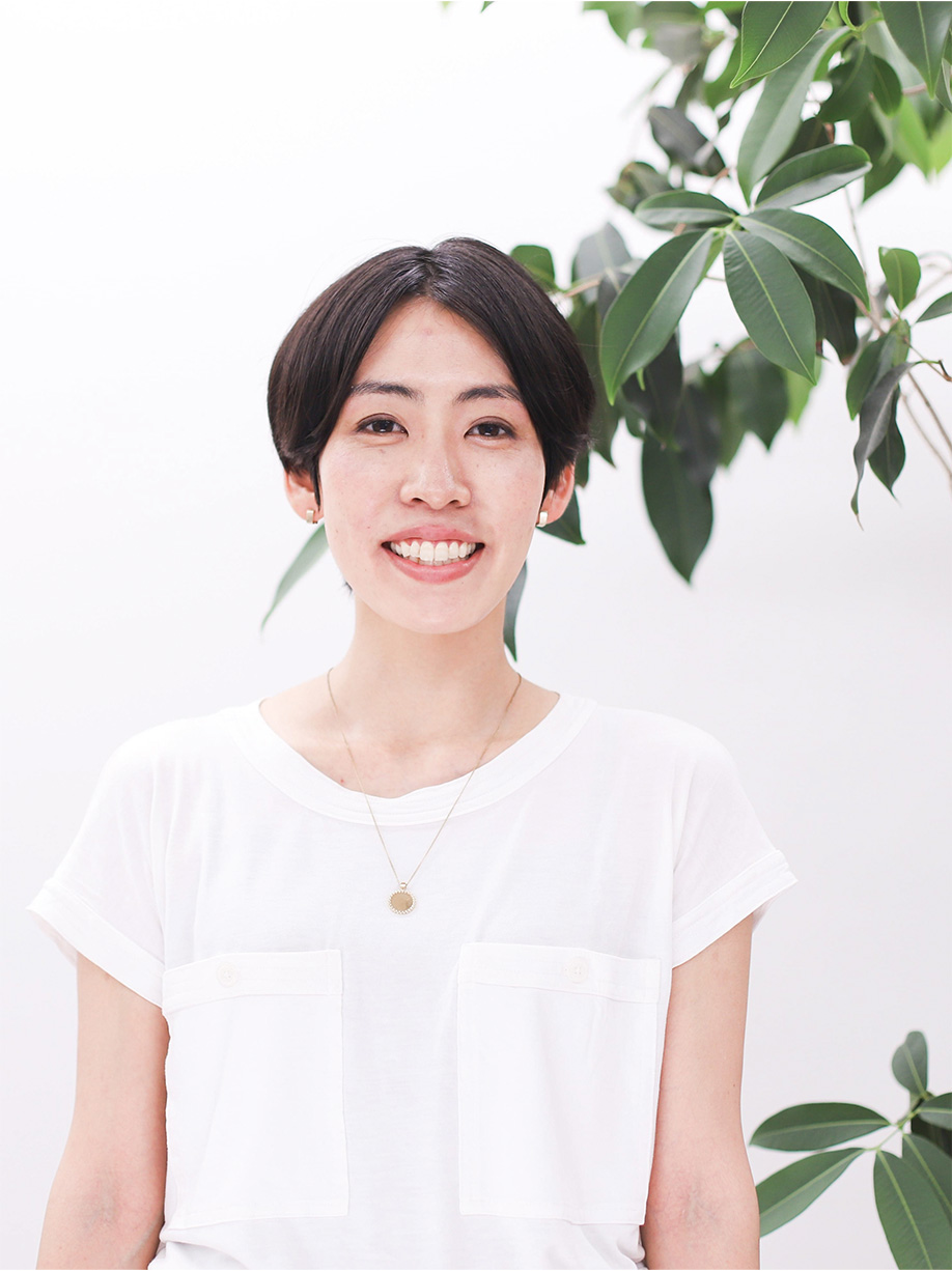 メディア事業部 青木優子